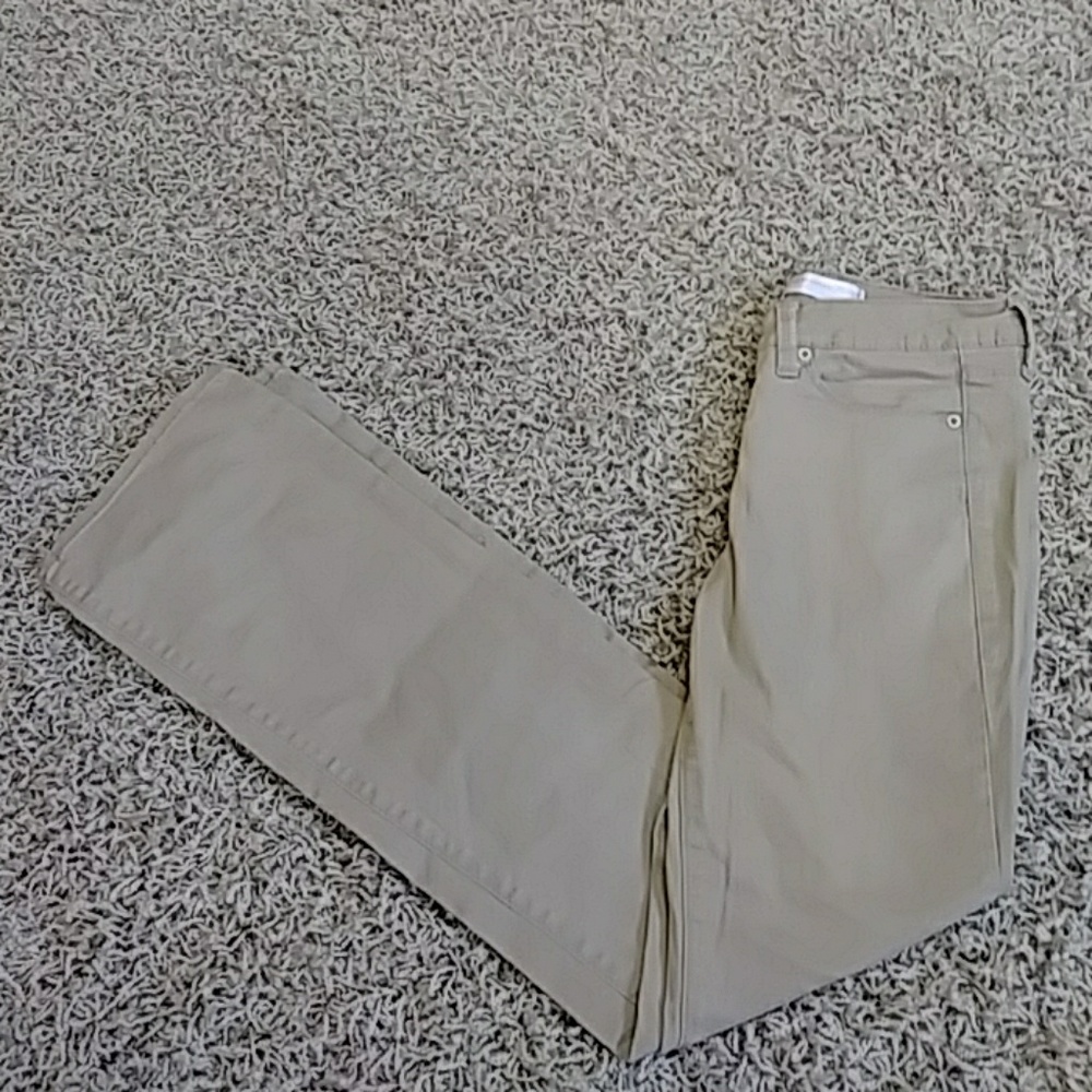 🆕️Khakis